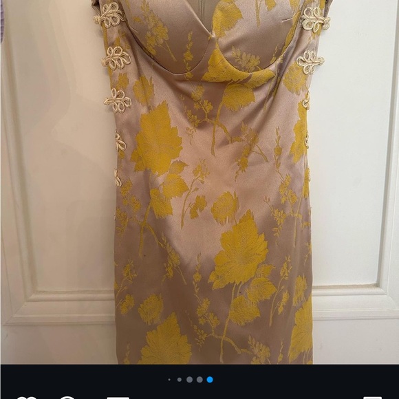 Chrissy teigan x revolve tom kha dress. Sold out online - Picture 6 of 6